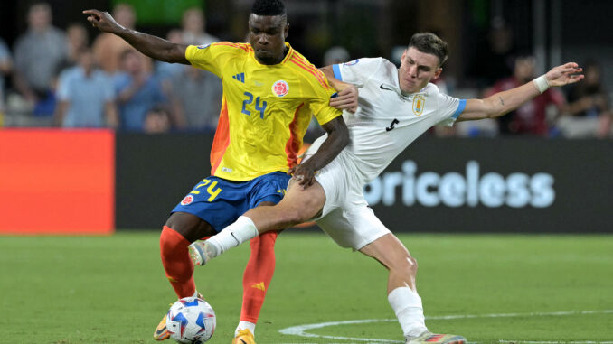 Manuel Ugarte vs Colombia