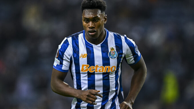 PORTO, PORTUGAL - DECEMBER 12: Samu Aghehowa of FC Porto in action during the UEFA Europa League 2024/25 League Phase MD6 match between FC Porto and FC Midtjylland at Estadio do Dragao on December 12, 2024 in Porto, Portugal.